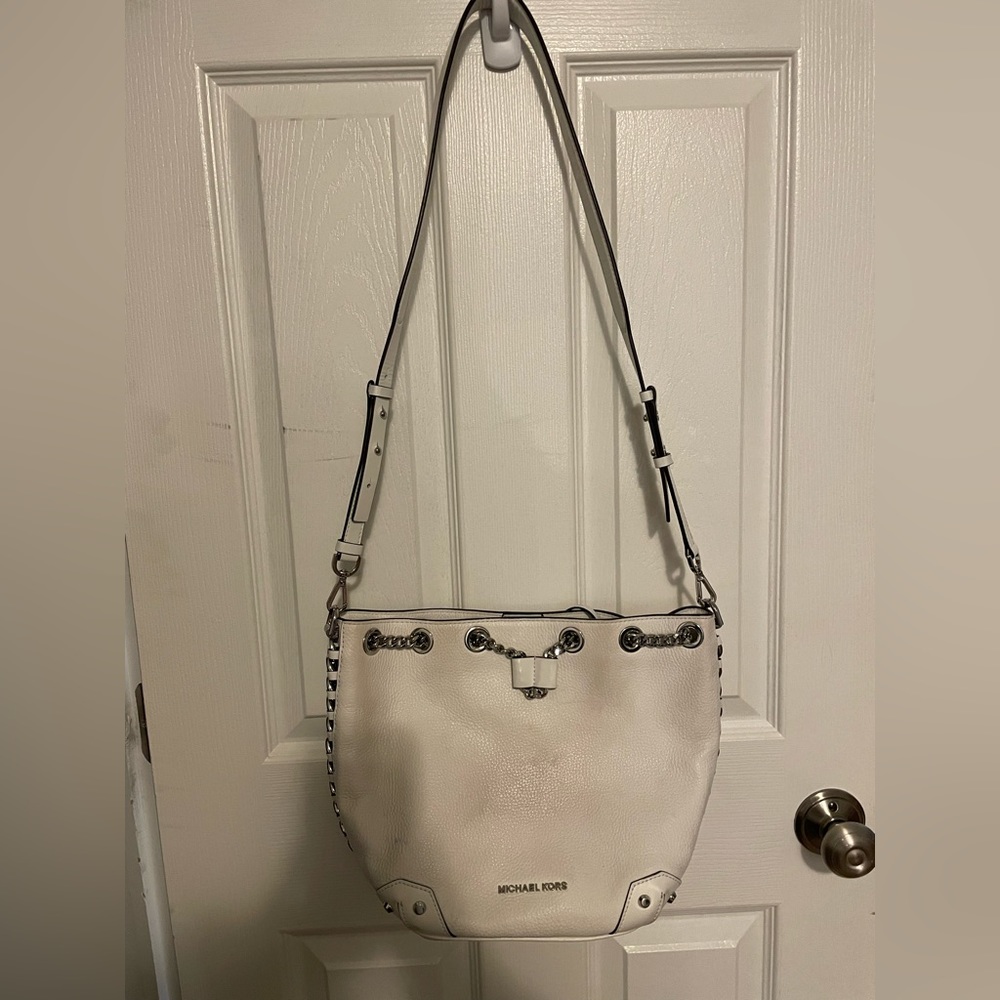 Michael kors alanis soft pebble bucket bag